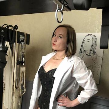 femme dominatrice Nantes 